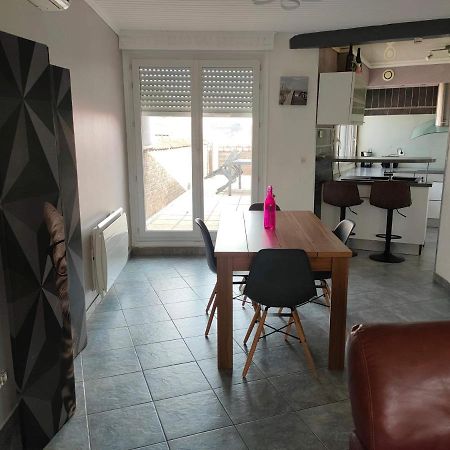 Appartement 2 Chambres Spacieuses Avec Terrasse Brouckerque Esterno foto