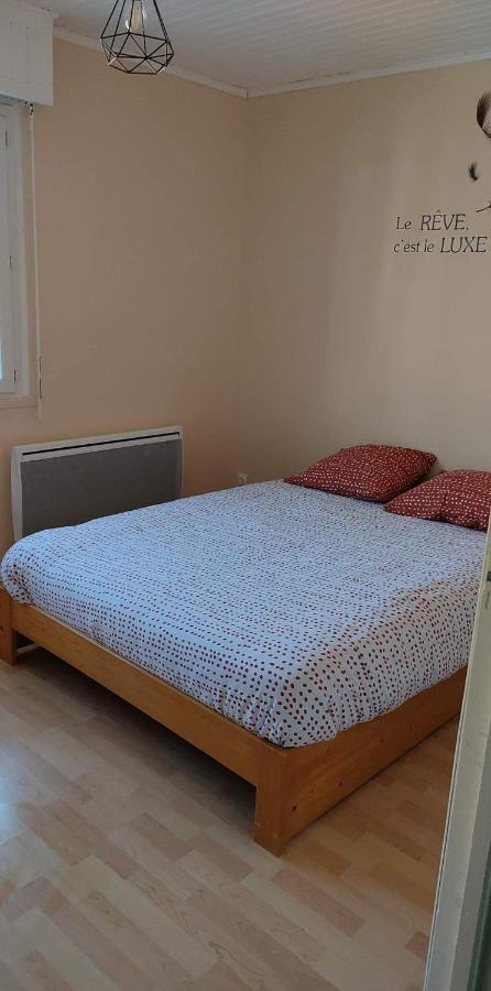 Appartement 2 Chambres Spacieuses Avec Terrasse Brouckerque Esterno foto